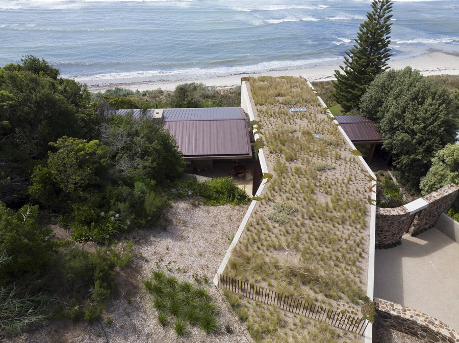 Flinders House di Kennedy Nolan Architects | Case unifamiliari