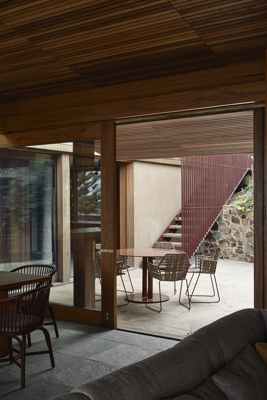 Flinders House di Kennedy Nolan Architects | Case unifamiliari