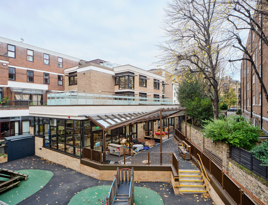 St Christina's Primary School de Paul Murphy Architects | Escuelas