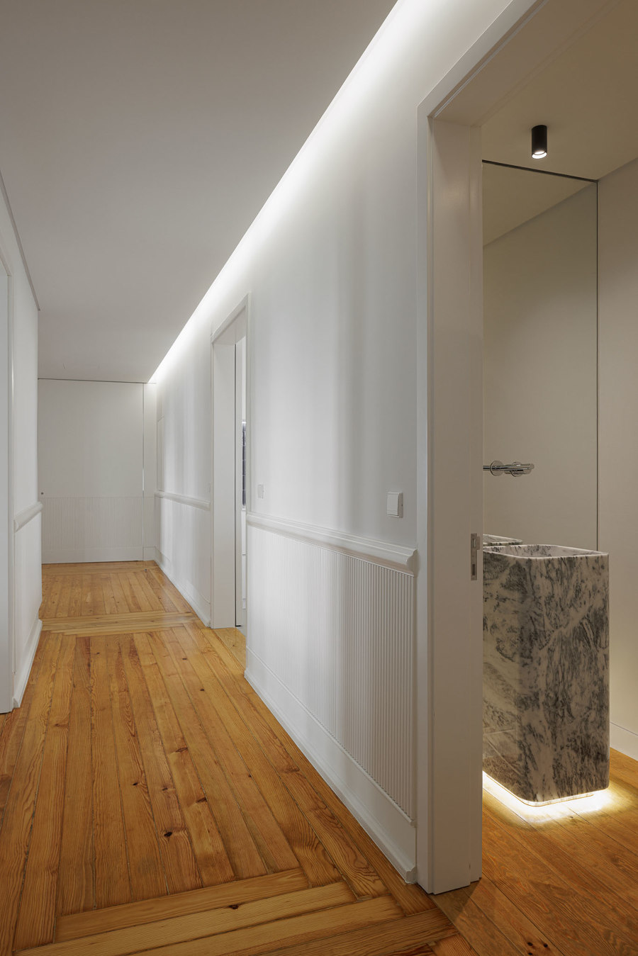 AN Apartment de Nuno Miguel Dias Arquitecto | Pièces d'habitation