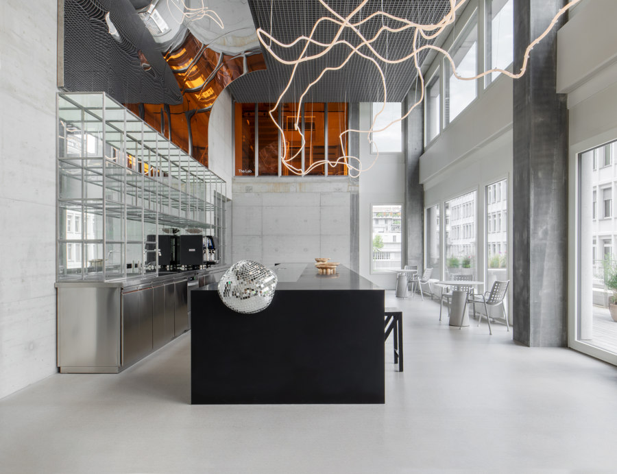 On Labs - New Global Headquarters for On running von Specific Generic and Spillmann Echsle Architekten | Büroräume