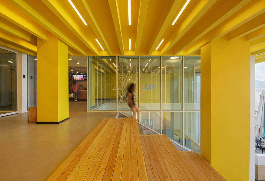 IzQ Innovation Center di Ofisvesaire | Edifici per uffici