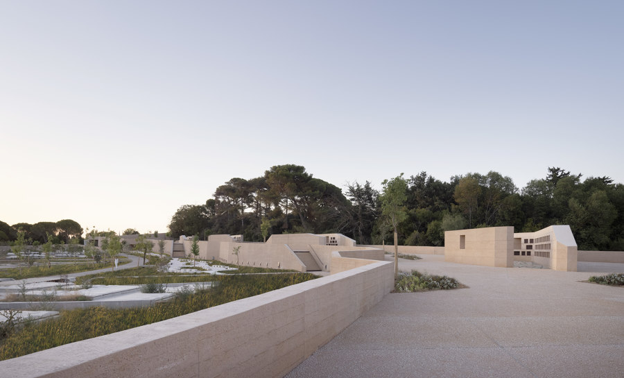Montpellier Metropolitan Cemetery de Agence Traverses | Jardins  