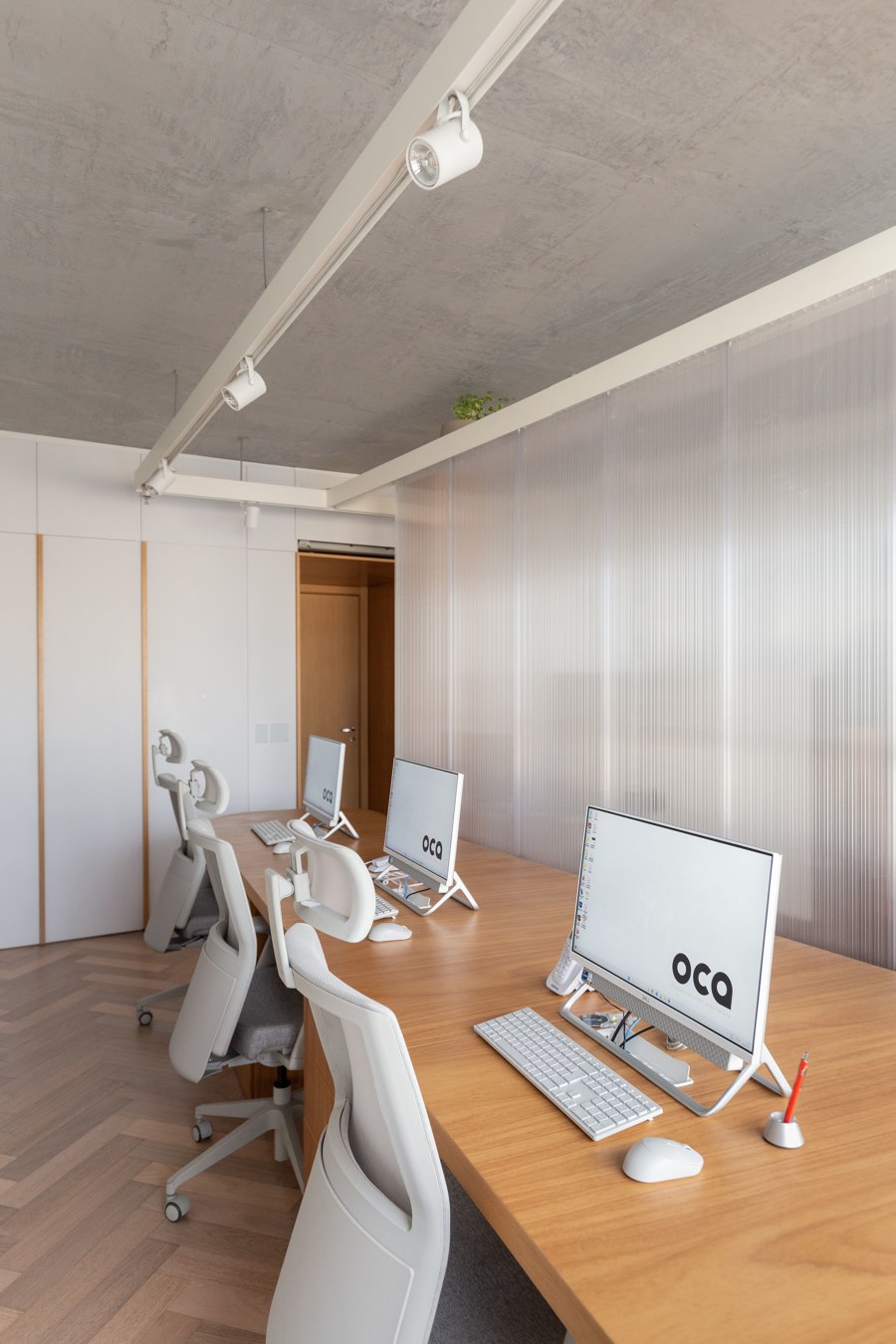 OCA Office Headquarters 03 by Oficina Conceito Arquitetura | Office facilities