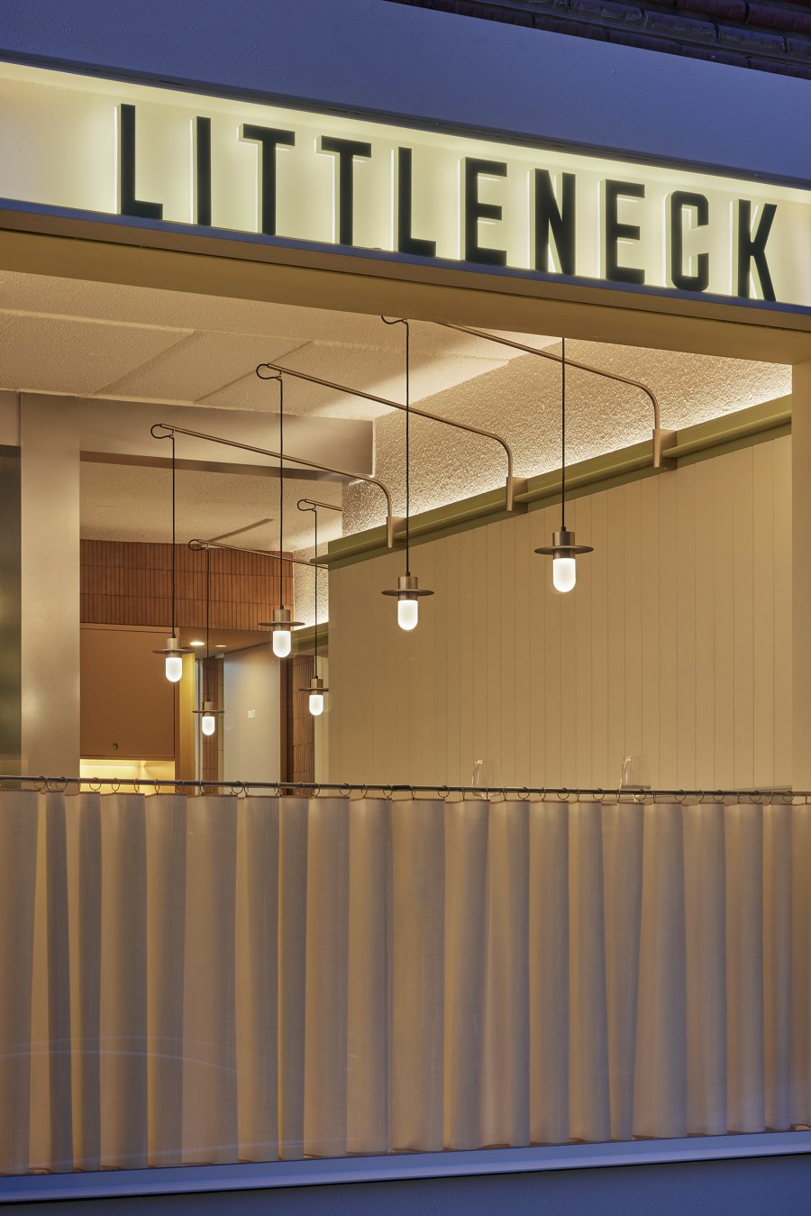 Littleneck Restaurant de SLA | Diseño de restaurantes