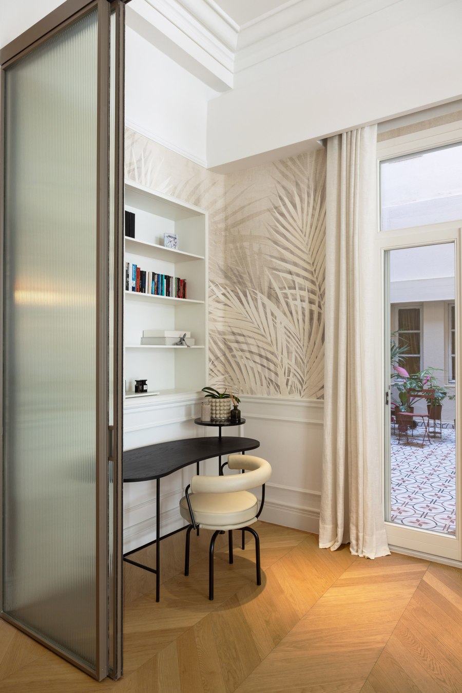 ARI Historic apartment redesign | Pièces d'habitation | FLUO