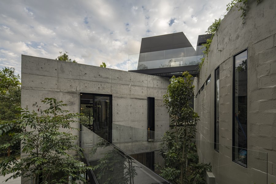 Amaluna House de Plan:b arquitectos | Maisons particulières
