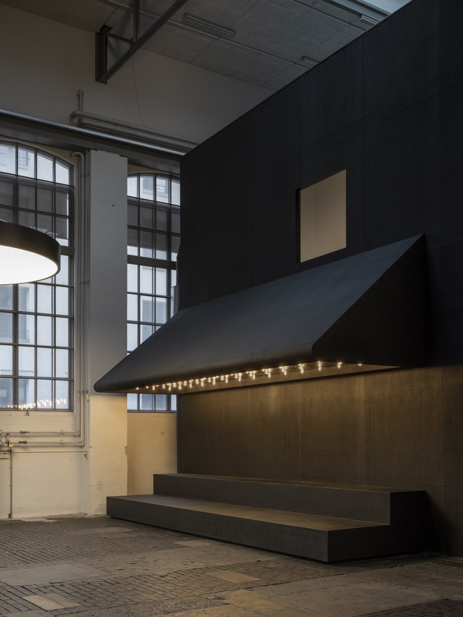 Film Noir Studio de Leopold Banchini Architects | Bureaux
