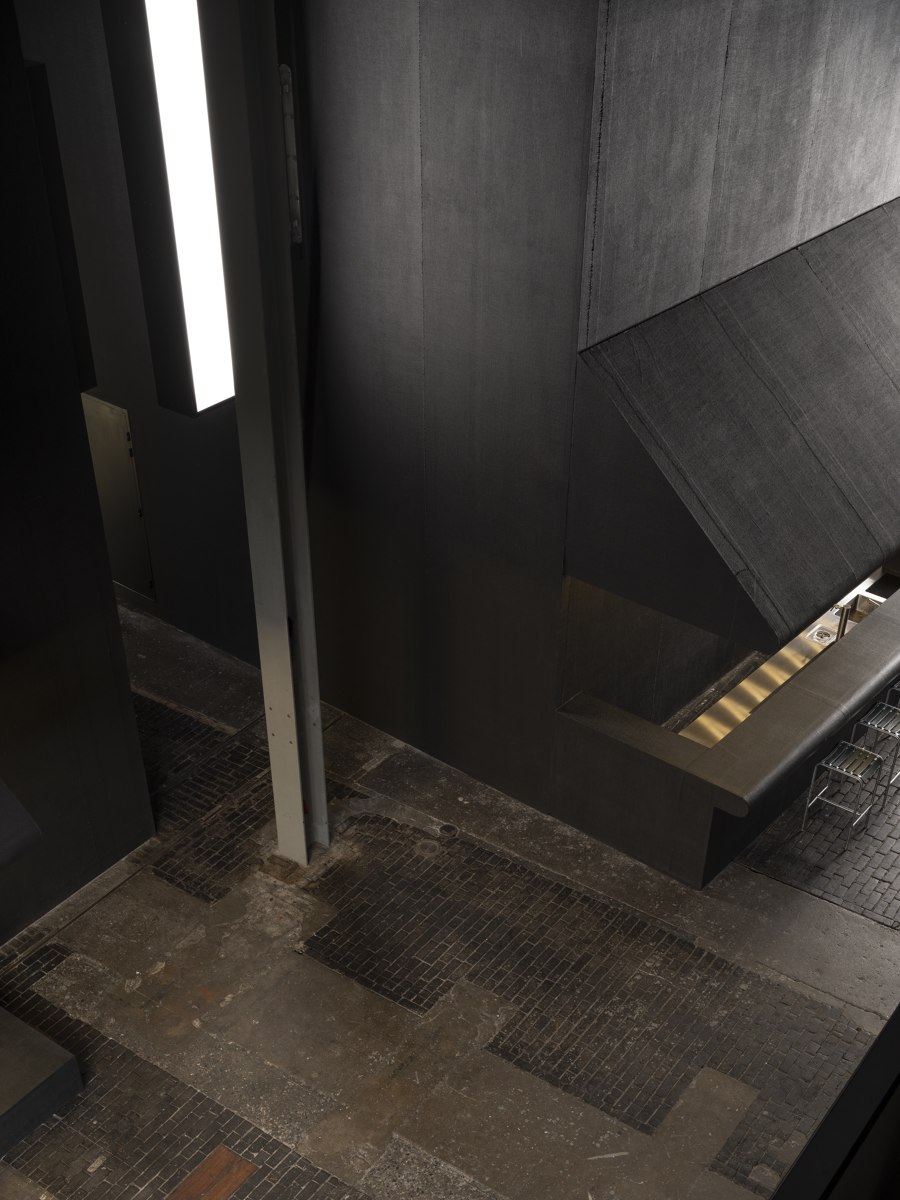 Film Noir Studio di Leopold Banchini Architects | Spazi ufficio