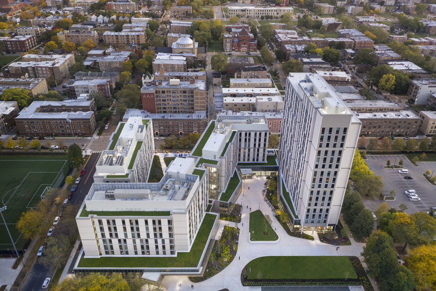University of Chicago’s Woodlawn Residential and Dining Commons di Elkus Manfredi Architects | Università