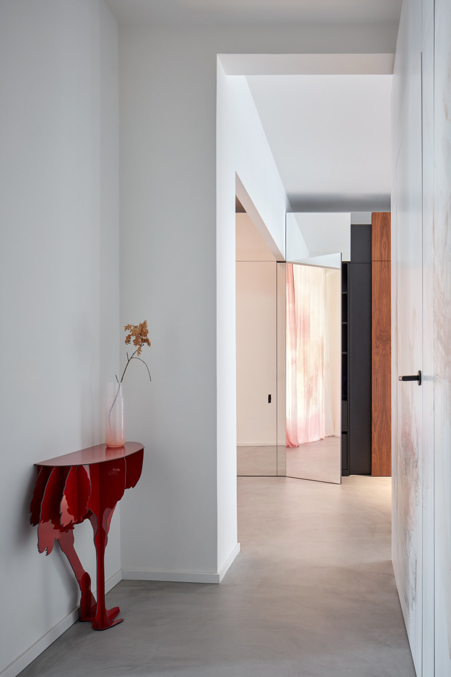 E19 Apartment by Malfinio | Living space