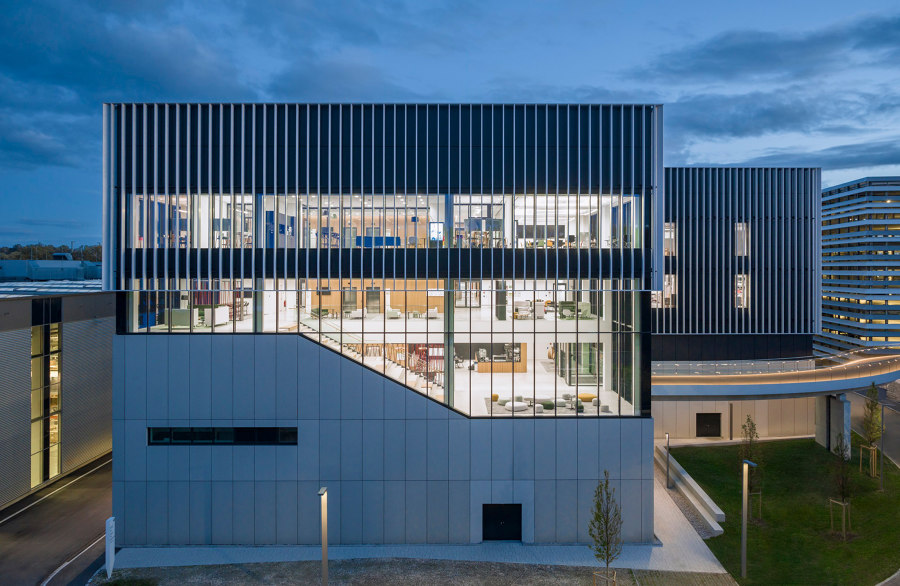 Facade of the Hilti Innovation Centre at the Kaufering Site de Lindner Group | 
