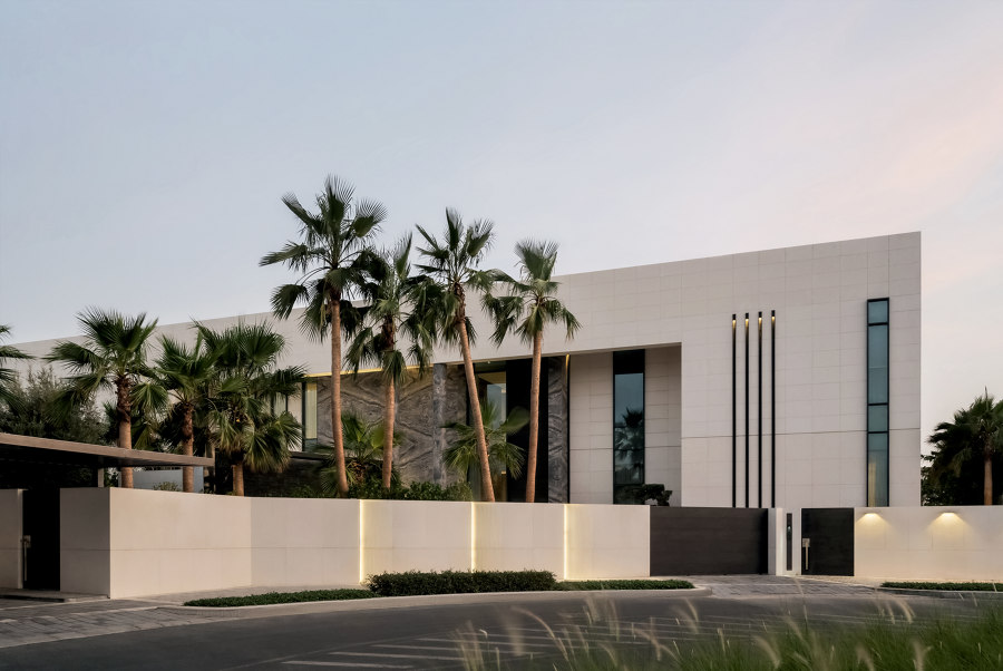 Pearl Jumeirah Island, Dubai ABK Private Villa Development in collaboration with: Oikos Atelier Dubai | Referencias de fabricantes | Oikos – Architetture d’ingresso
