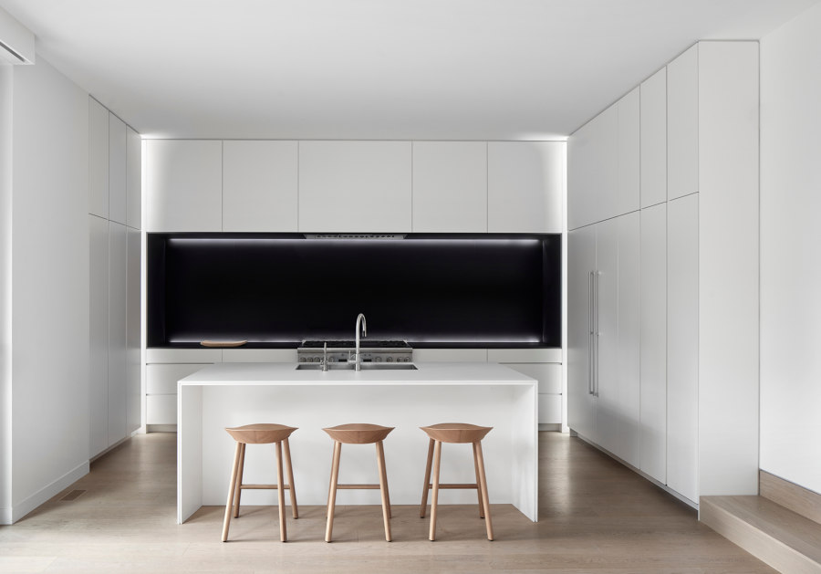 West End Renovation di Akb Architects | Case unifamiliari