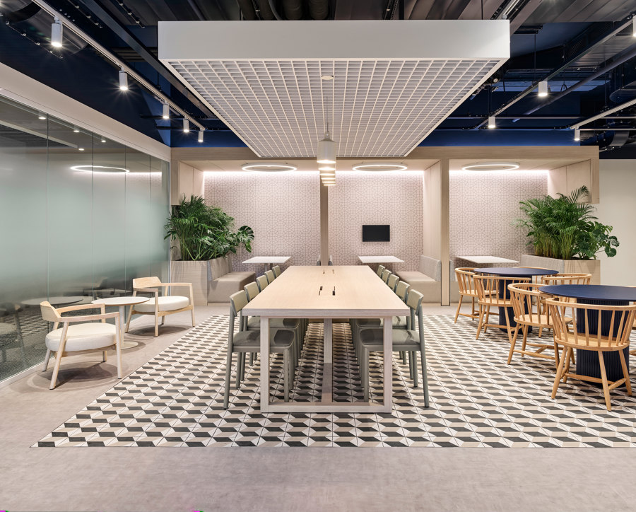 Nokia Istanbul Office | Referencias de fabricantes | B&T Design