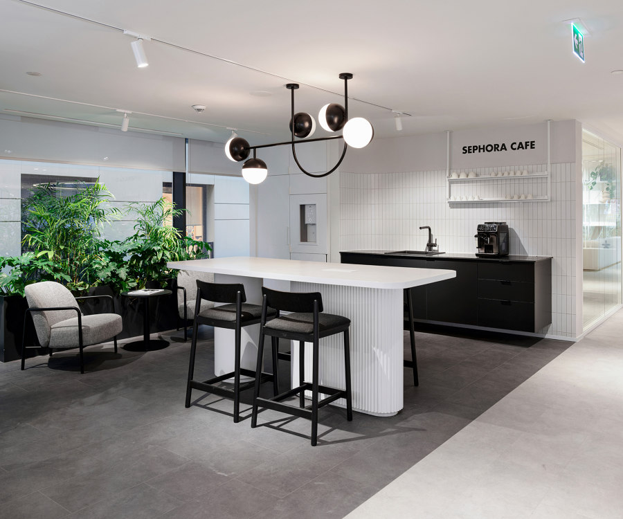 Sephora HQ by B&T Design | Manufacturer references