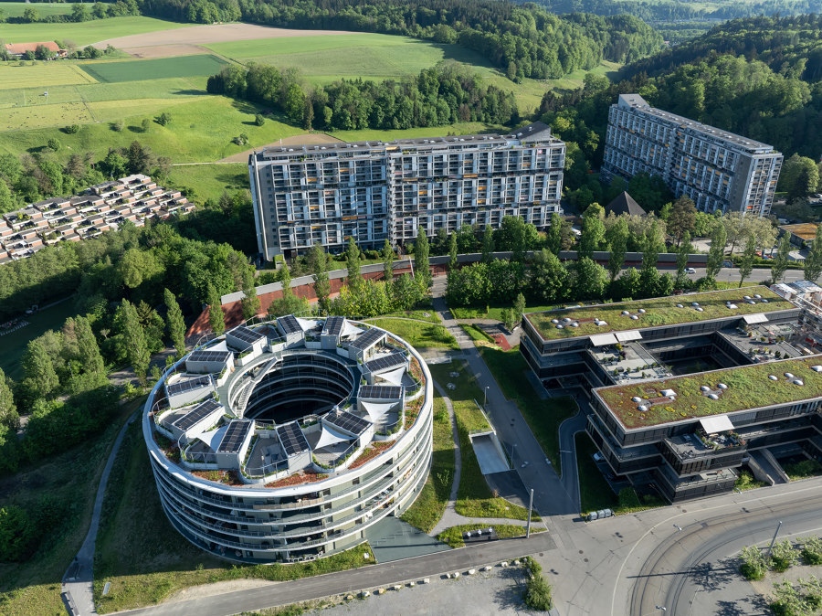 Residential building project "Rondo" - Flexus balcony curtains de MHZ Hachtel | Referencias de fabricantes