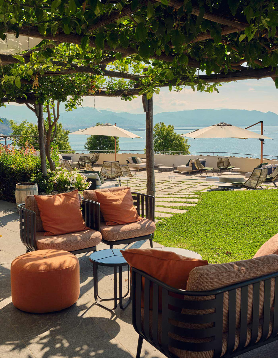 Giardini del Fuenti by Roda | Manufacturer references
