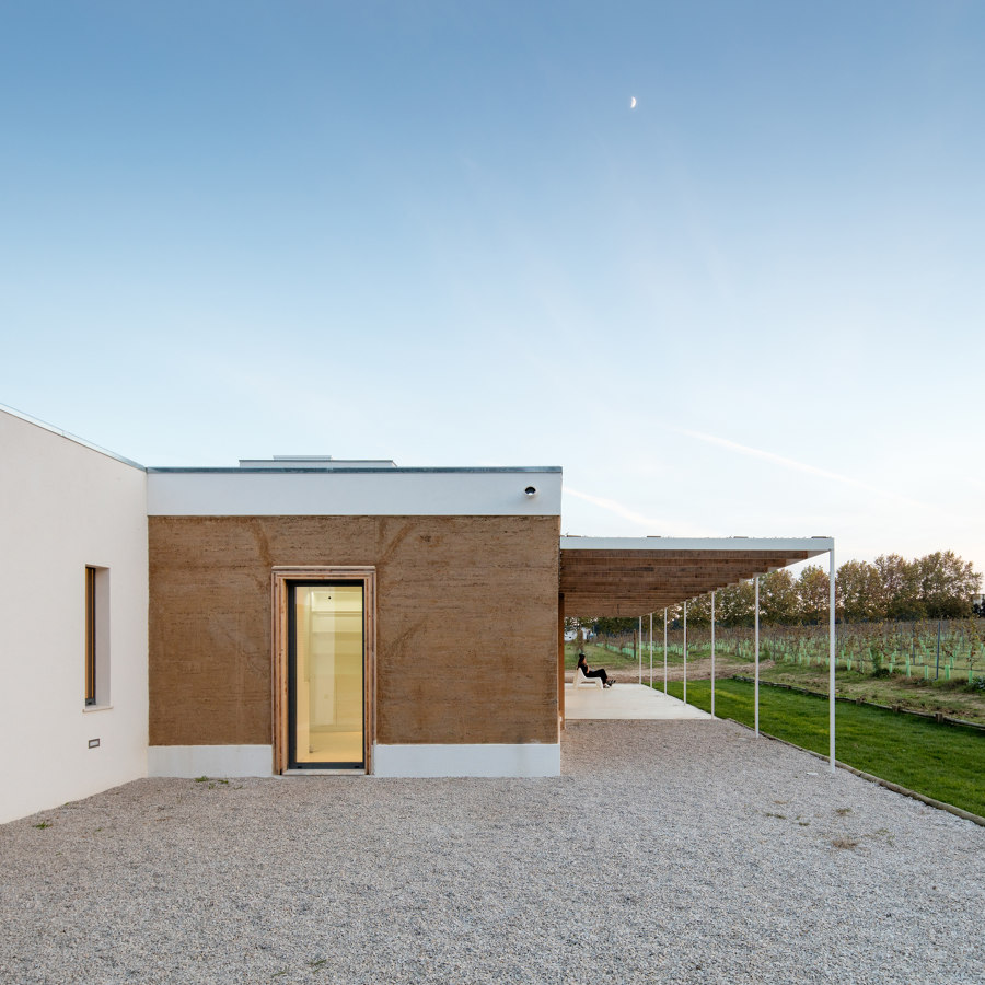 Vineyard House by blaanc | Detached houses
