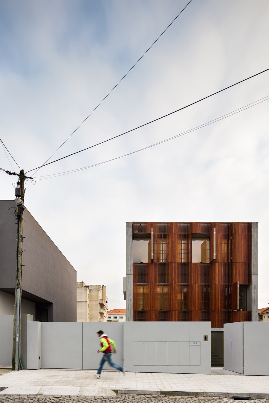 House in Bonfim von AZO Architects | Einfamilienhäuser