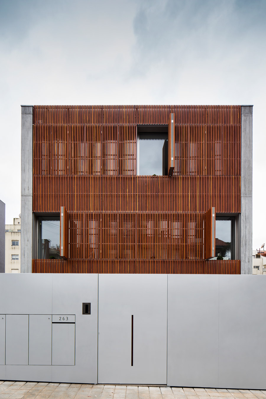 House in Bonfim di AZO Architects | Case unifamiliari