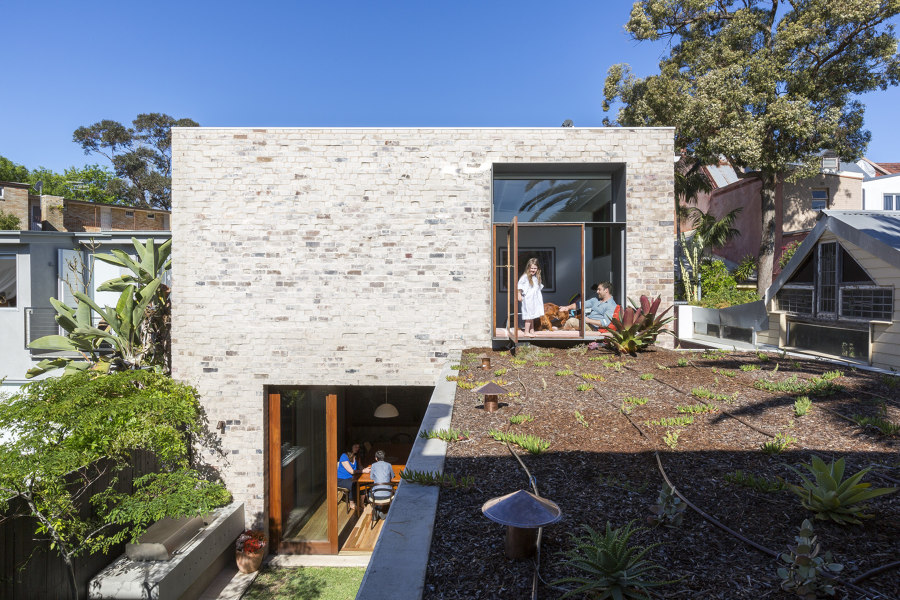 Courtyard House by Aileen Sage Architects | Living space