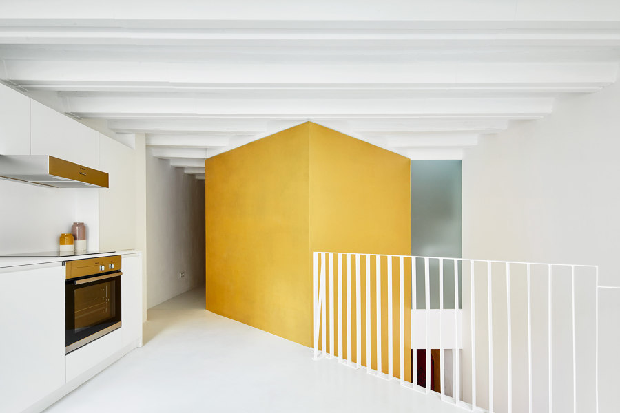 Duplex Tibbaut di Raul Sanchez Architects | Locali abitativi