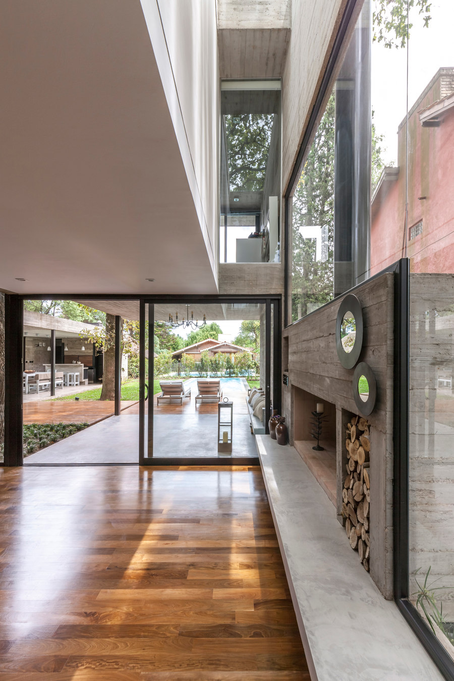 Aranzazu House de Besonias Almeida Arquitectos | Maisons particulières