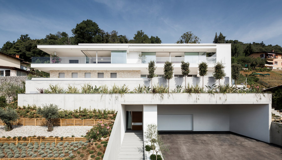 Villa Lombardo by Philipp Architekten | Detached houses