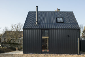 Corrugated metal extension | Maisons particulières | Eastabrook Architects