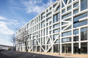URBO Business Center | Edifici per uffici | Nuno Capa Arquitecto