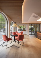 ZENTRAL Café & Restaurant | Café interiors | Messner Architects
