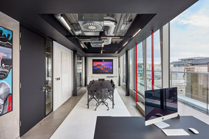 Sports Direct London Office | Office facilities | PENSON