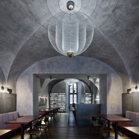 Autentista Wine Bar | Bar interiors | Formafatal