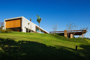 LG House | Einfamilienhäuser | Reinach Mendonça Arquitetos Associados