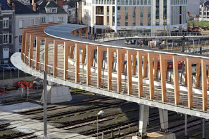 Passerelle Angers TGV Saint Laud | Bridges | Dietmar Feichtinger Architectes