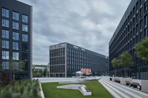 Rustonka | Edificio de Oficinas | CMC Architects