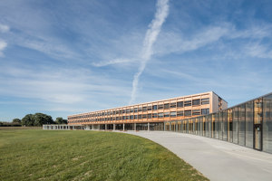 Collège Simone Veil | Schools | Dietrich Untertrifaller Architects