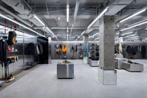 Kolon Sport Hannam Store | Shop interiors | Studio Fragment