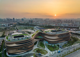 Infinitus Plaza | Office buildings | Zaha Hadid Architects