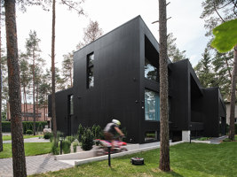 House for a Family and Bikes | Casas Unifamiliares | AZIA Arhitektid