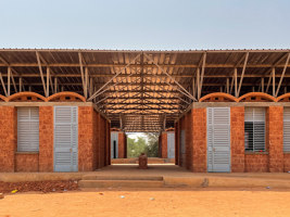 Collège Amadou Hampaté Bâ | Universities | Article 25