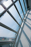 Dachfenster s: 203E – Lamellenfenster überzeugt Denkmalschutz | Références des fabricantes | s: stebler