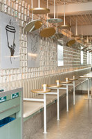 Cafeteria Montibeller To Go | Café interiors | Térreo Arquitetos