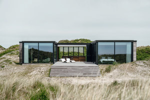 Glass beach house on Denmark’s west coast | Manufacturer references | Solarlux