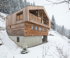 Mountain House | Detached houses | studio razavi architecture
