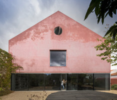 Red house | Casas Unifamiliares | Extrastudio