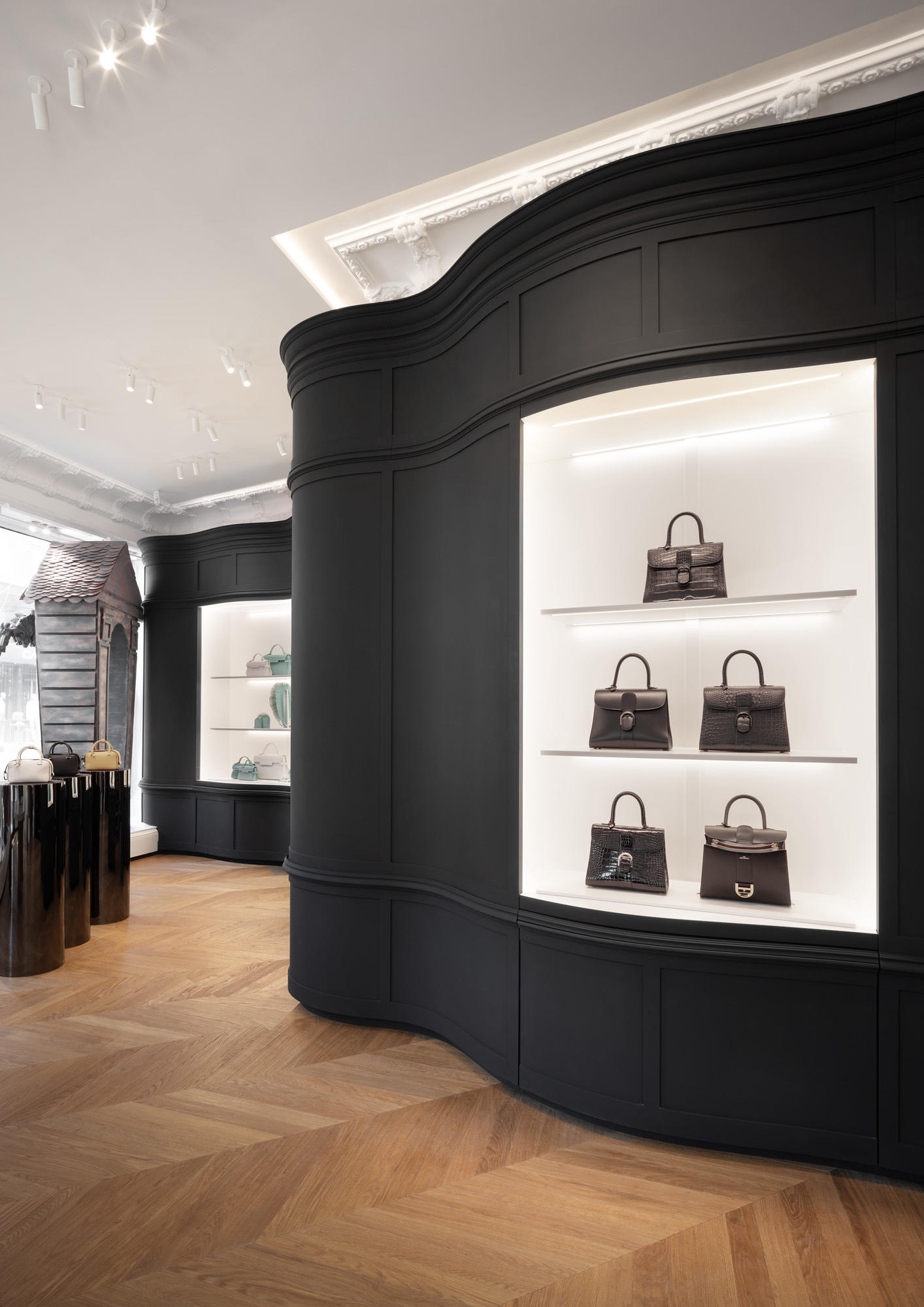 Delvaux store by Vudafieri-Saverino Partners, Bruxelles – Belgium
