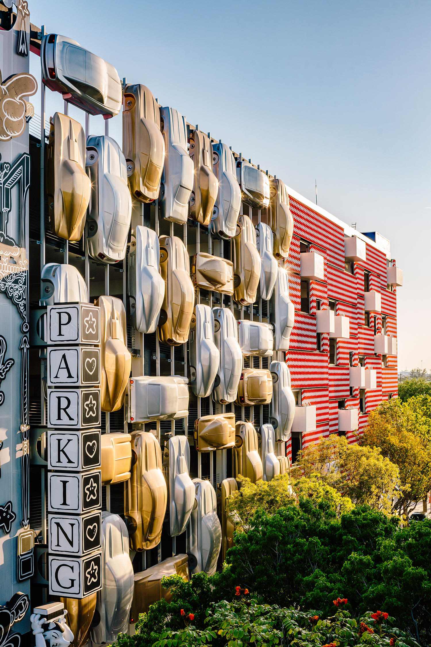 Miami Museum Garage / WORKac + Nicolas Buffe + Clavel Arquitectos + K/R and  J. MAYER. H.