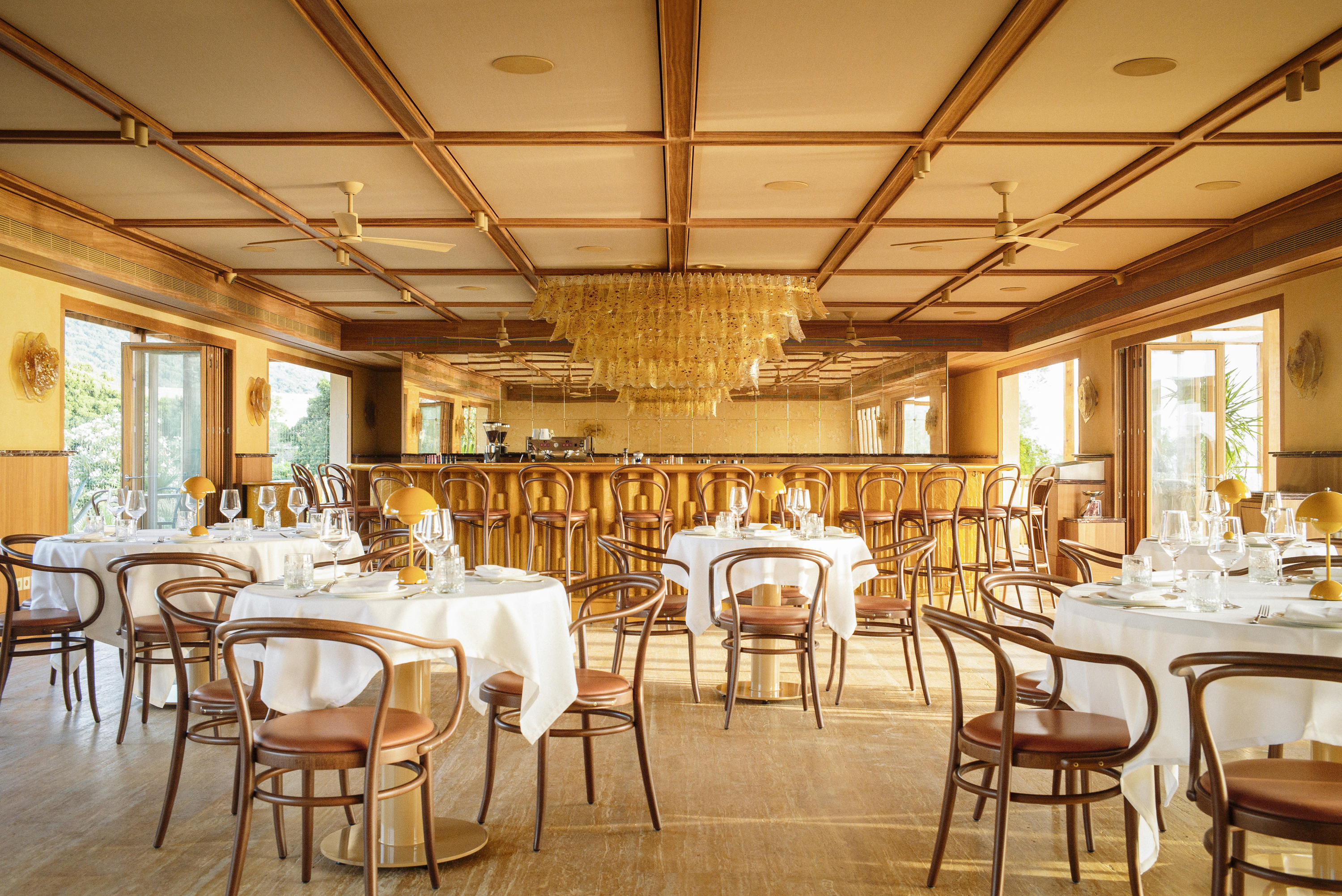 Butler’s Table by Carl Gerges Architects Restaurants